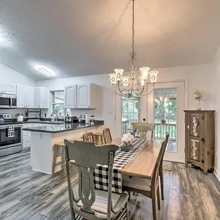 Serene Old Town Getaway Near Suwannee River! Extérieur photo