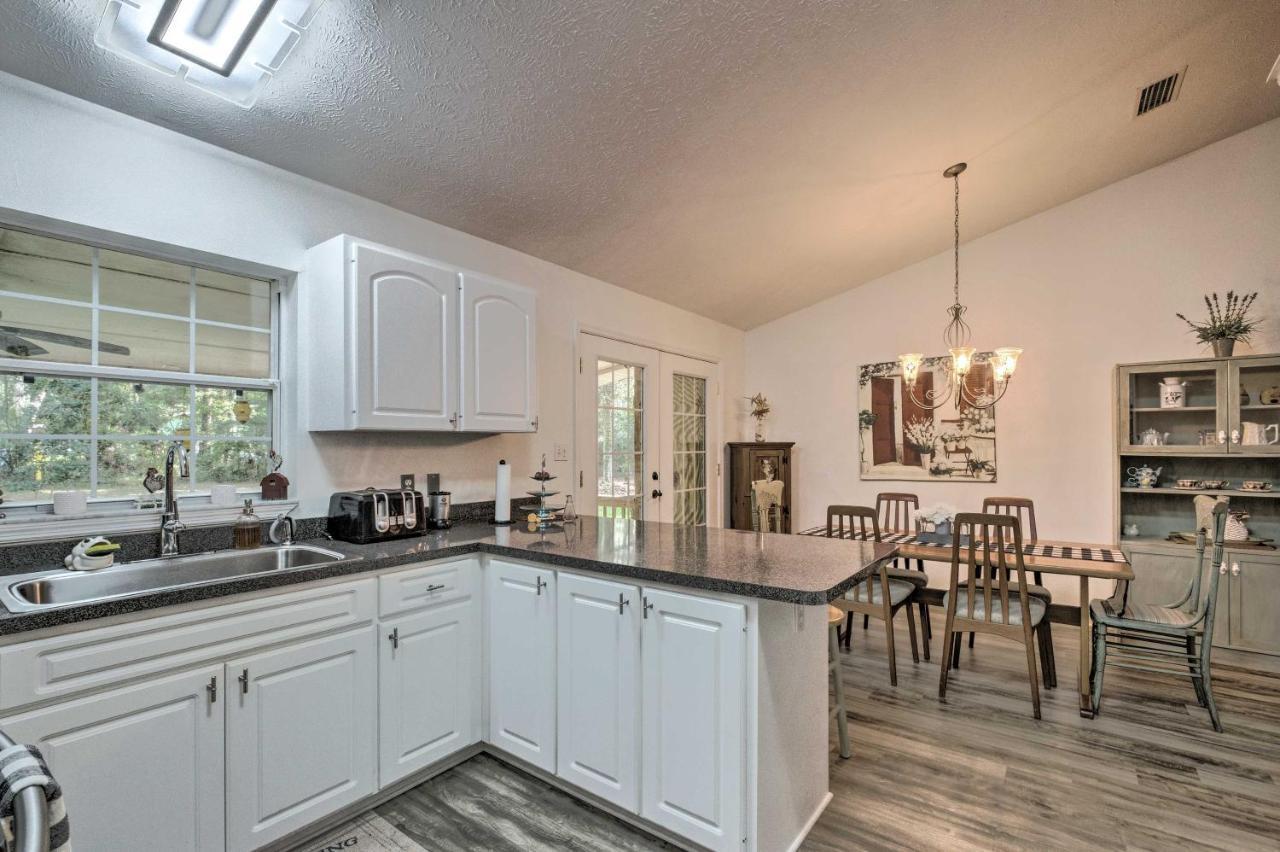 Holiday home Serene Getaway Near Suwannee River!